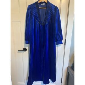 VTG Gilligan O' Malley Womens Blue Velvet Velour Bishop Sleeves Nightgown Robe L